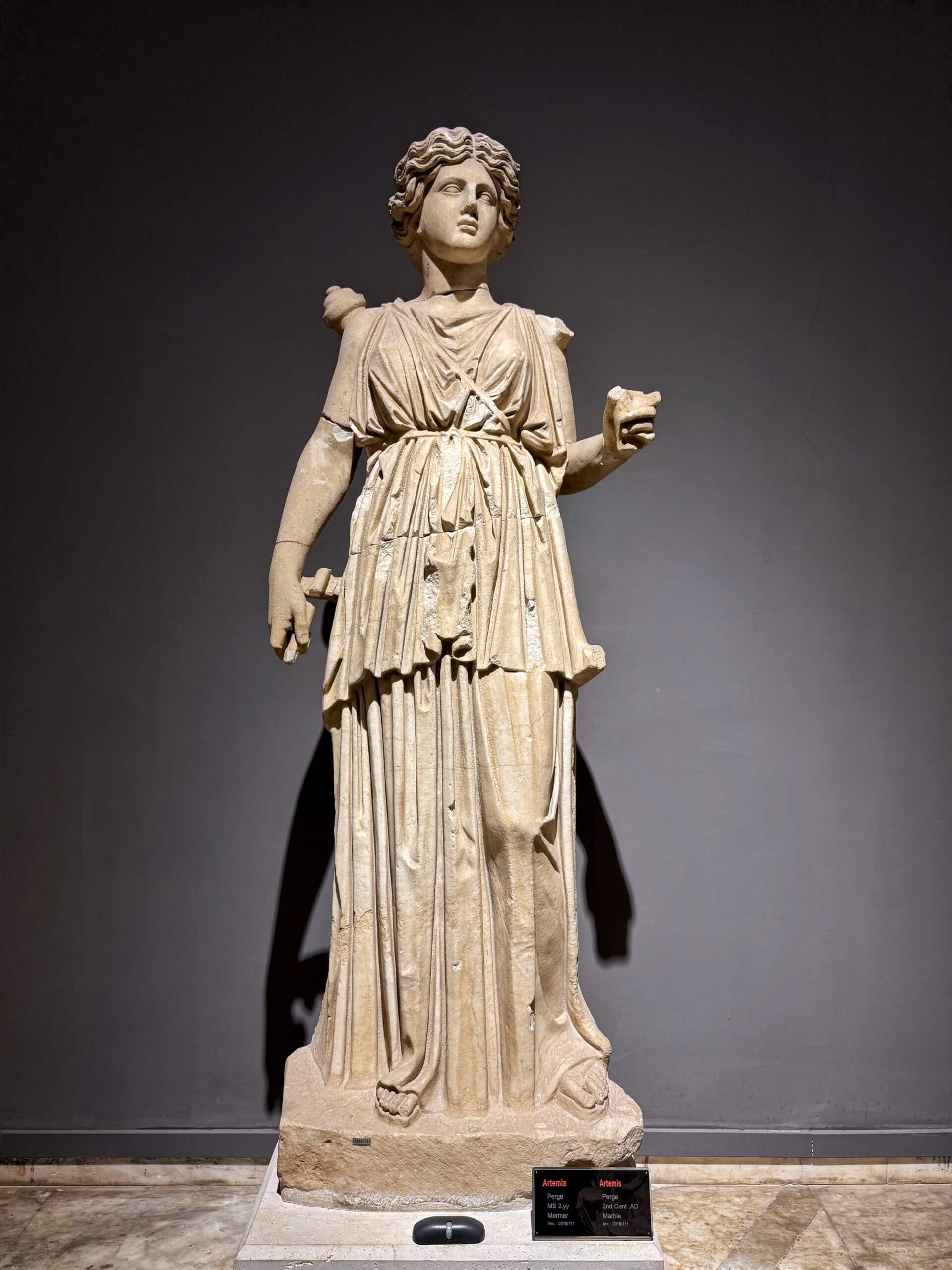 Artemis aus Perge