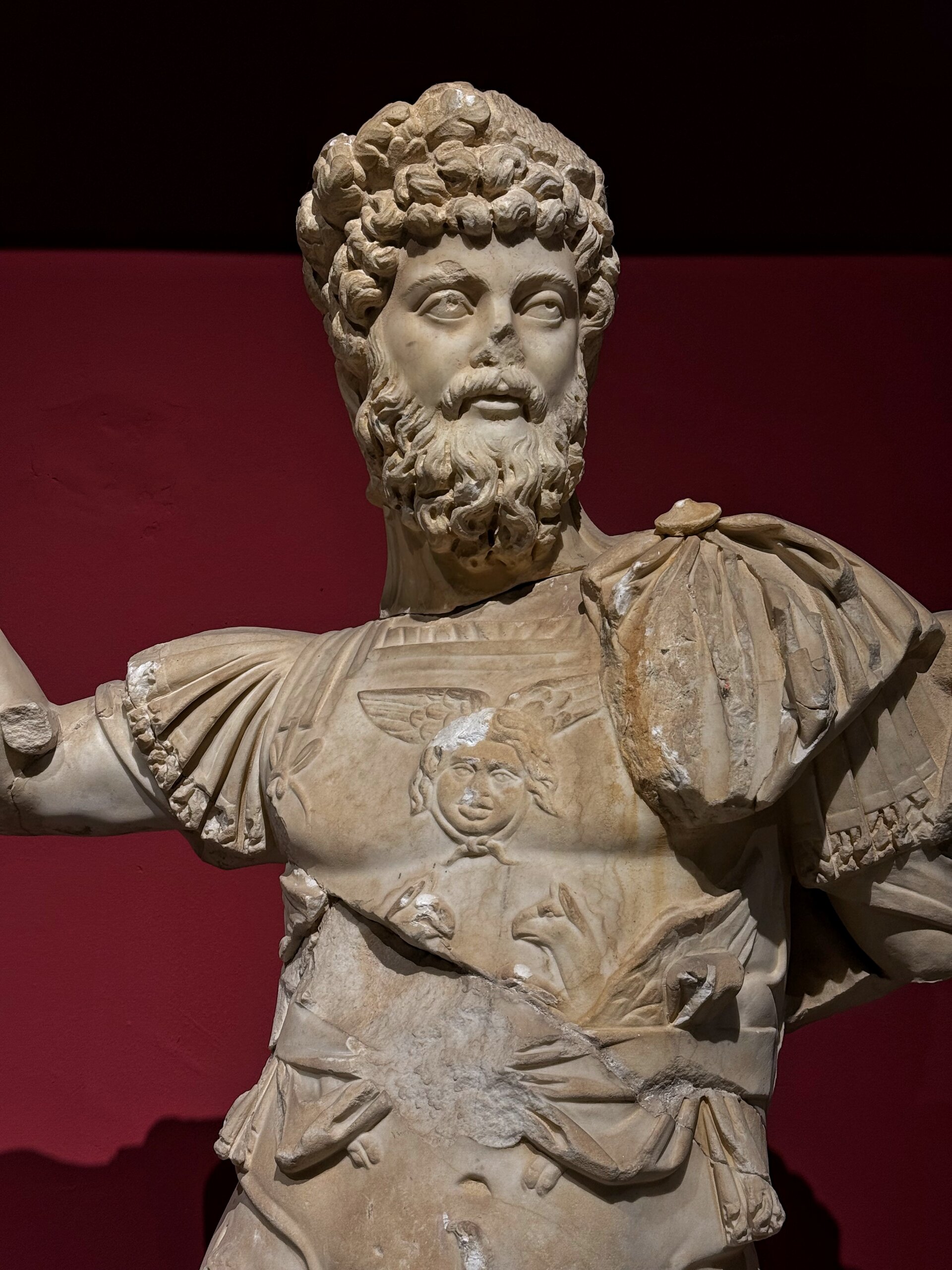 Kaiserstatue aus Perge im Antalya Museum